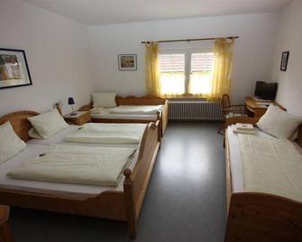 Gasthof Hotel zum Rebstock - Malterdingen - Bedroom