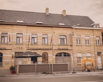 Oud Gemeentehuis - Poelkapelle - Budova