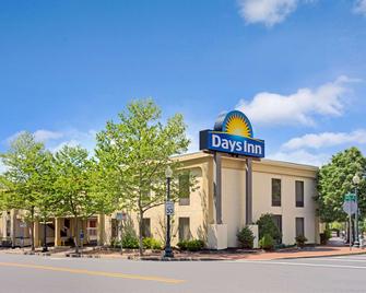 Days Inn by Wyndham Silver Spring - Silver Spring - Edificio