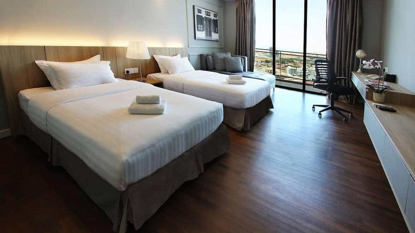 The Shore Hotel & Residences