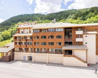 Studio de charme avec vue sur le Val d'Allos, parking et Wifi gratuit - Allos - Bâtiment