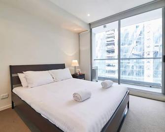 1 Bed Apartment in Docklands Delight - Melbourne - Bedroom