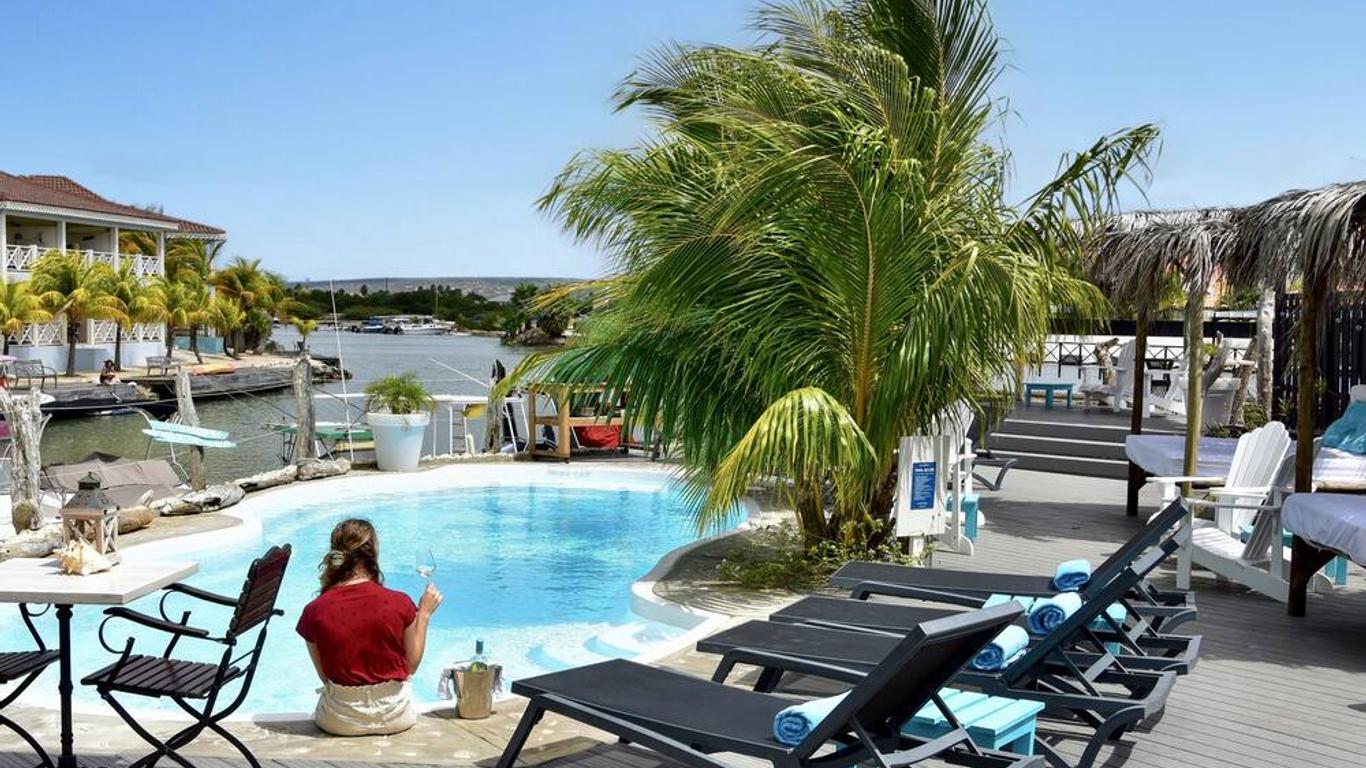 أوشن بريز بوتيك هوتل آند مارينا