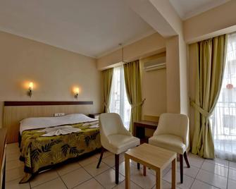 Kleopatra Melissa Hotel - אלניה - חדר שינה