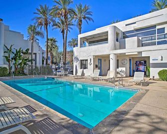 Sunny, great views, upstairs villa - Cathedral City - Piscine