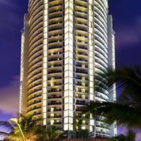 Trump International Beach Resort