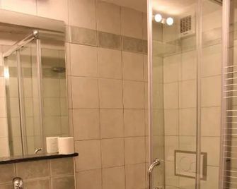 Archi E Colonne - Verbania - Salle de bain