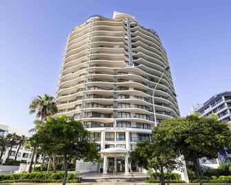 Mantra Coolangatta Beach - Coolangatta - Building