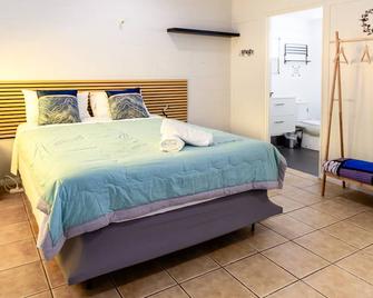 Innisfail Riverfront Motel - Innisfail - Habitación
