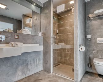 Le Merceny Motel - Bastoña - Baño