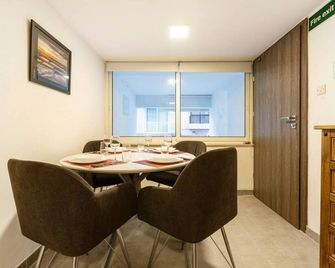 Charming 1-bedroom apartment with AC and WiFi in Qawra - Xewkija - Jadalnia