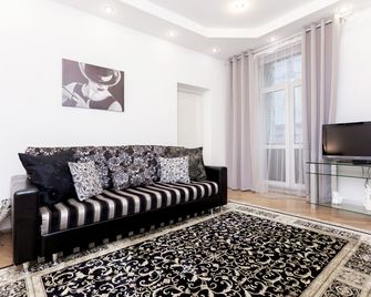 Karla Marksa 8 - Minsk - Sala de estar