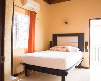 Apartment in Hellshire near Beach - Portmore - Bedroom