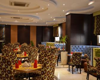 Rose Garden Hotel - Riyadh - Restaurant