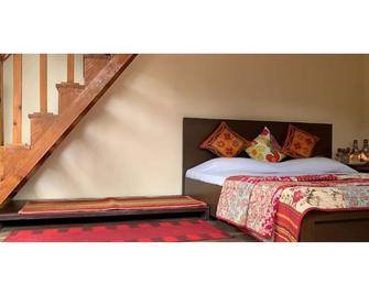 Family Room @ Calm Cottages, Nathuwakhan - Nainital - Habitación
