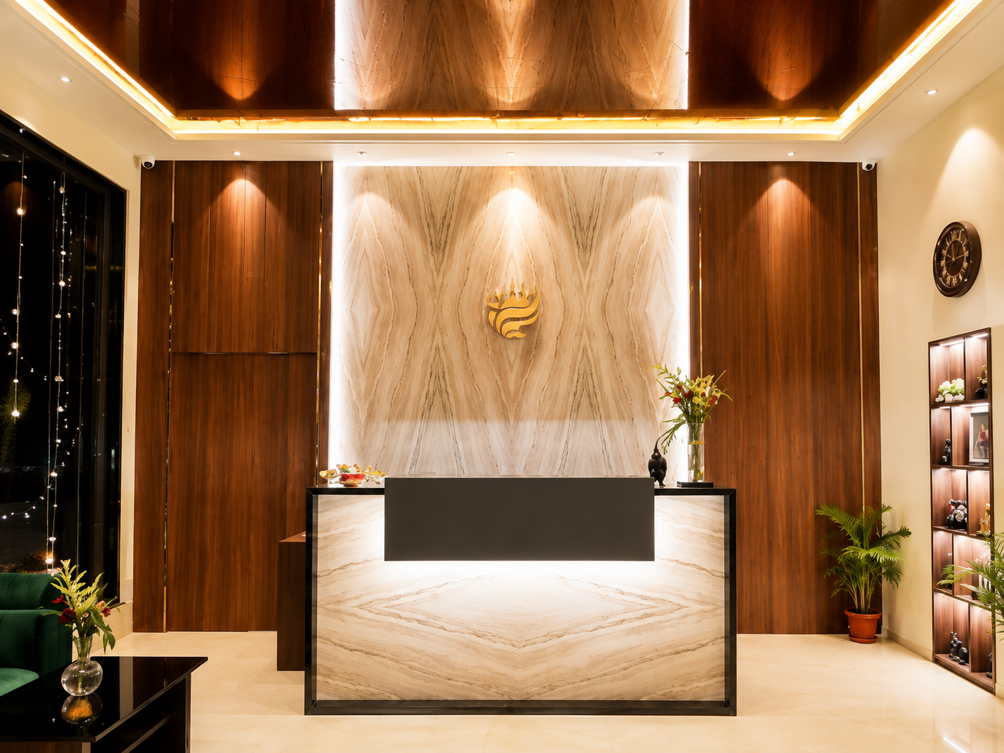 Goroomgo Grand Resort Puri - A Luxurious Collections Sea View Room - פורי - דלפק קבלה