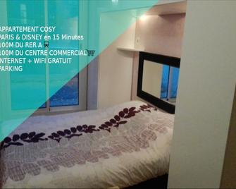 Appartement des Clos - Noisy-le-Grand - Bedroom