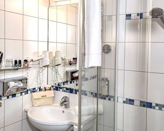 Boulevard Hotel Altstadt Schwerin - Шверін - Ванна кімната