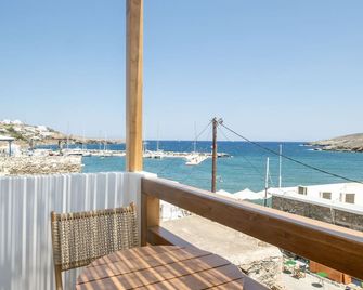 Kythnos Blue - Suite 4 Luxurious, Sea Front - Κύθνος - Μπαλκόνι