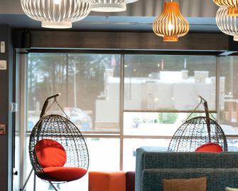 Tru by Hilton Greensboro Lake Oconee - Greensboro - Lobby