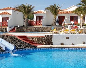 Apartamentos Castillo Beach - Caleta de Fuste - Pool