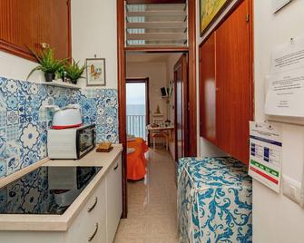 Dependance Rosetta - Minori - Cocina