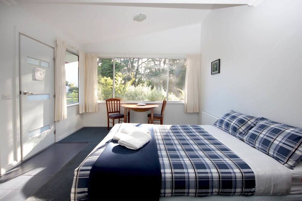 ذي آبي رايموند آيلاند