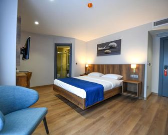 Ref Inn Hotel - Ordu - Schlafzimmer