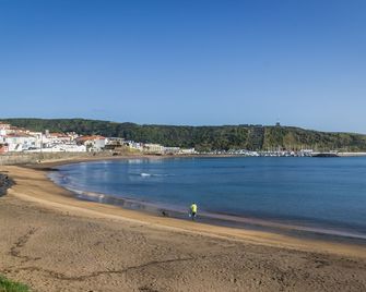 Downtown Praia da Vitória AL - Praia da Vitoria - Playa