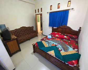 Villa Pondok Sj 27 - Malang - Bedroom
