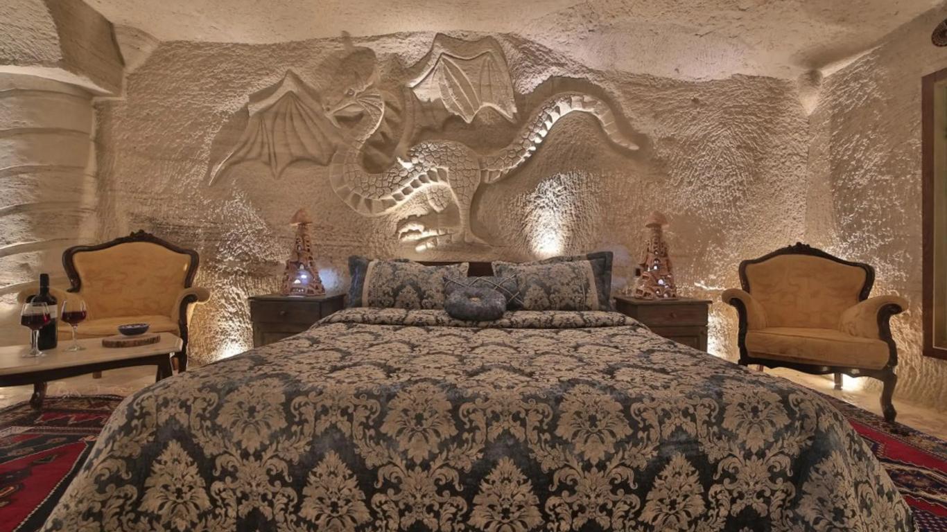 Kayatas Cave Suites
