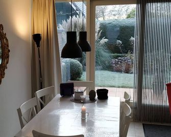 Haus Fleur - a renovated, cozy house to relax - Sint Maarten - Dining room
