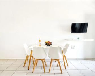 Overview Mykonos Apartments - Platis Gialos - Sala pranzo