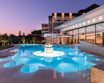 Esplanade Tergesteo - Luxury Retreat - Montegrotto Terme - Pool