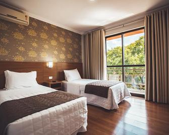 Hotel Rafain Centro - Foz de Iguazu - Habitación