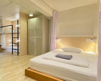 Monomer Hostel Bangkok - Bangkok
