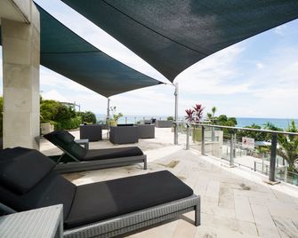 Furamaxclusive Ocean Beach Seminyak Bali - Kuta - Balcony