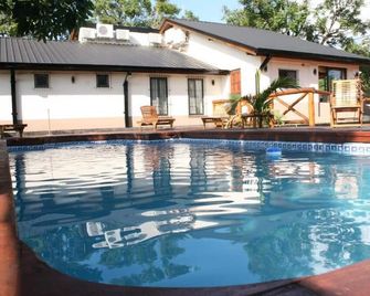 Posada Del Jacaranda - Puerto Iguazú - Piscina