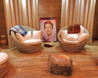 Gourmet & Relax Hotel De La Sure - Esch-sur-Sûre - Spa