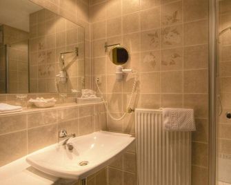 Hotel zur Post - Bernkastel-Kues - Bad