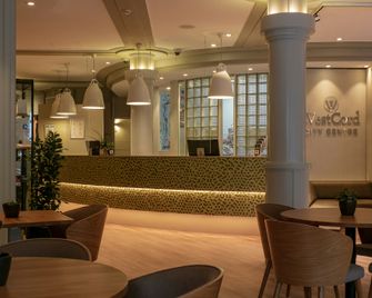 Westcord City Centre Hotel Amsterdam - Amsterdam - Receptionist