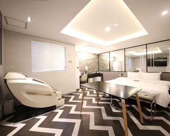 Hotel 24st Prestige - Seosan - Habitación