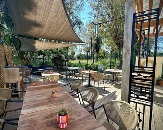 Hôtel Le Clos du Dramont - Saint-Raphaël - Patio