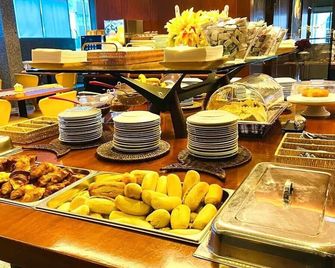 馬德里3K酒店 - 里斯本 - 自助餐