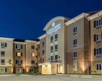 Candlewood Suites Columbia Hwy 63 & I-70 - Columbia - Edificio
