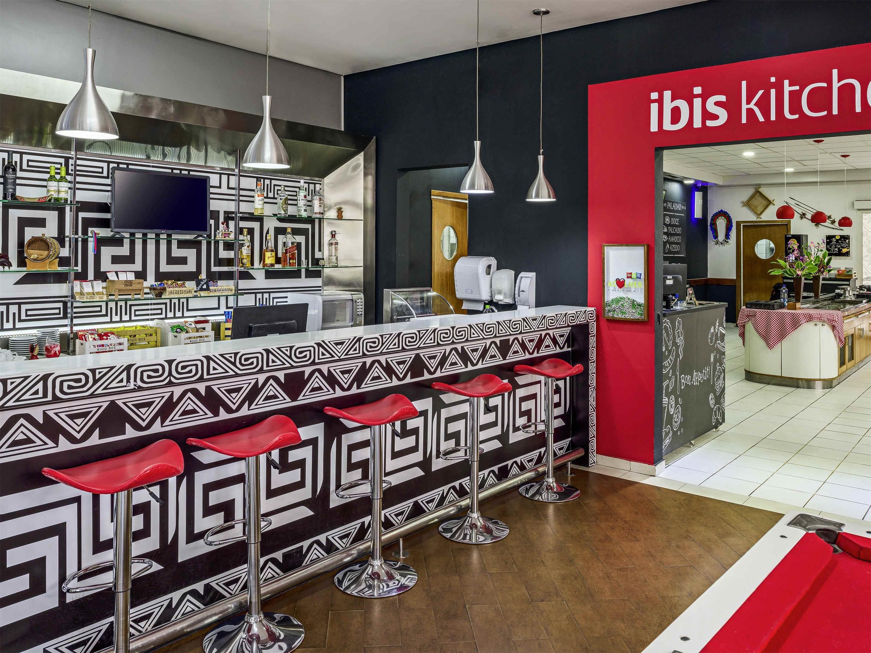 ibis Belém Aeroporto - בלם - בר