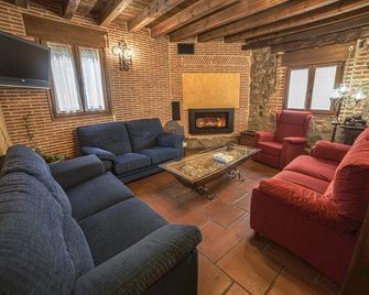 La Casona Del Herrero - Navaleno - Living room