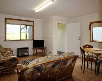 Riverscape Cottage No.3 - Riverscape - unit 3 is an easy walk to the Blackwood River - Augusta
