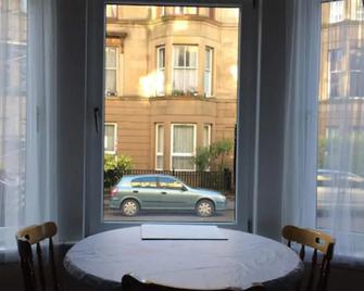 OYO Beersbridge Lodge - Glasgow - Dining room