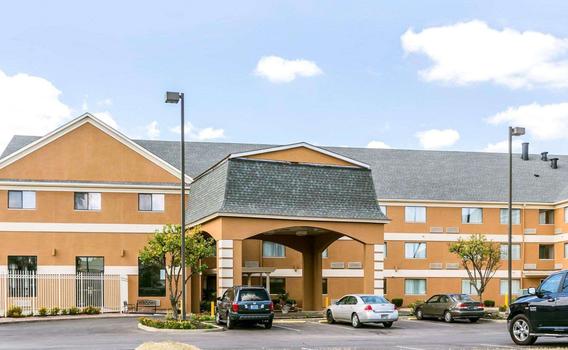 Quality Inn Suites University Airport 83 1 3 7 Louisville